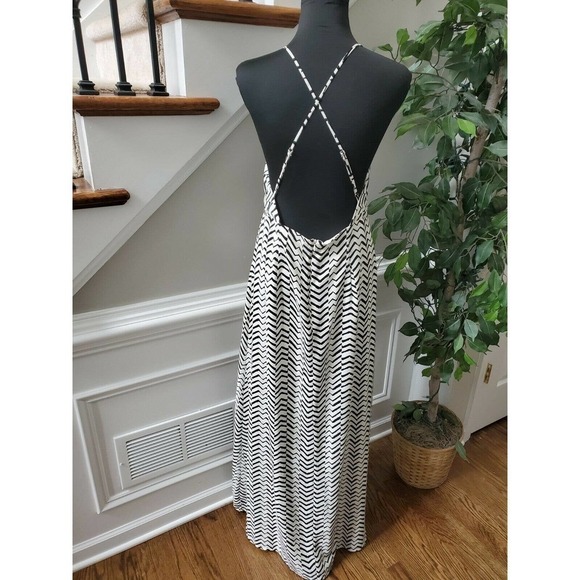 Forever 21 Women's Black & White 100% Polyester Strappy Long Maxi Dress Size L - Picture 7 of 10